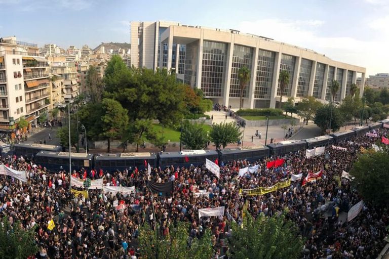 Yunanistan Antifaşist Hareketinin ve İşçi Sınıfının Bir Zaferi || Andros PAYIATSOS